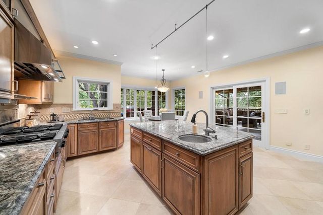 15723 Oak Knoll Drive, Los Gatos, CA 95030