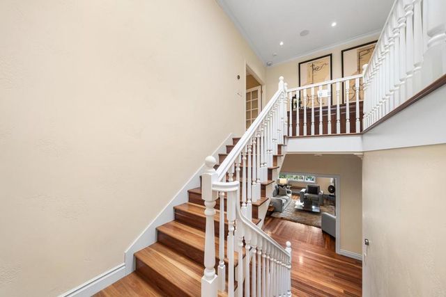 15723 Oak Knoll Drive, Los Gatos, CA 95030