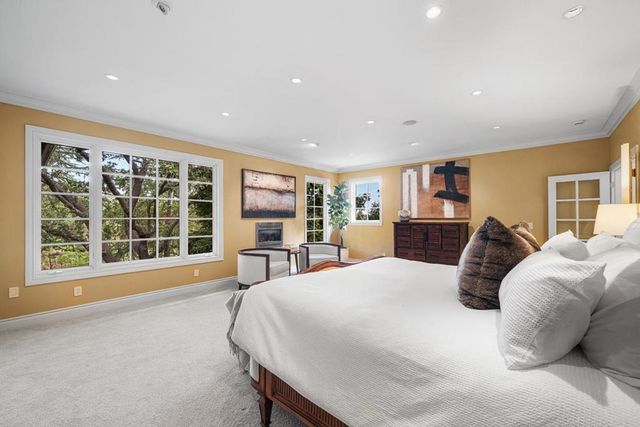 15723 Oak Knoll Drive, Los Gatos, CA 95030
