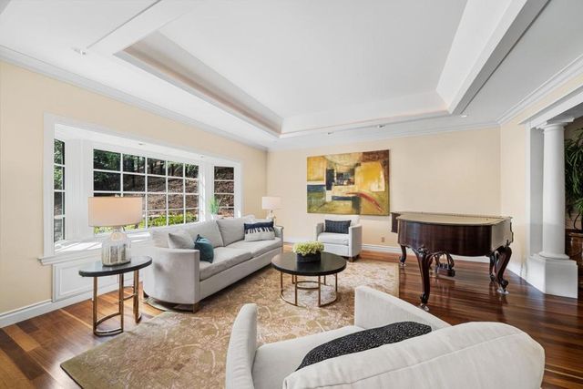 15723 Oak Knoll Drive, Los Gatos, CA 95030