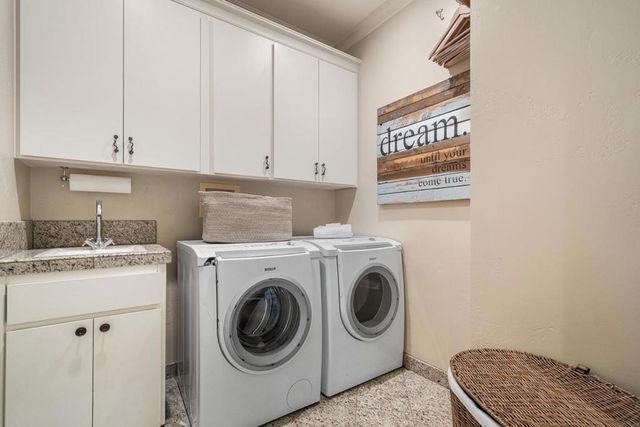 15723 Oak Knoll Drive, Los Gatos, CA 95030