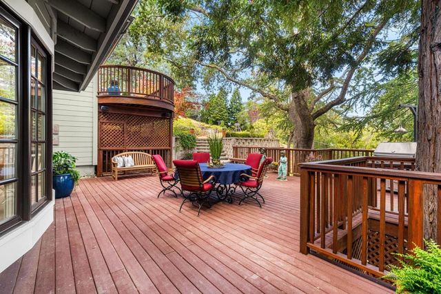 15723 Oak Knoll Drive, Los Gatos, CA 95030