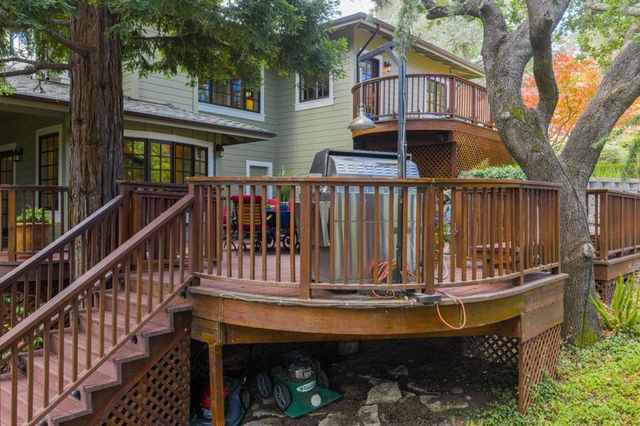 15723 Oak Knoll Drive, Los Gatos, CA 95030