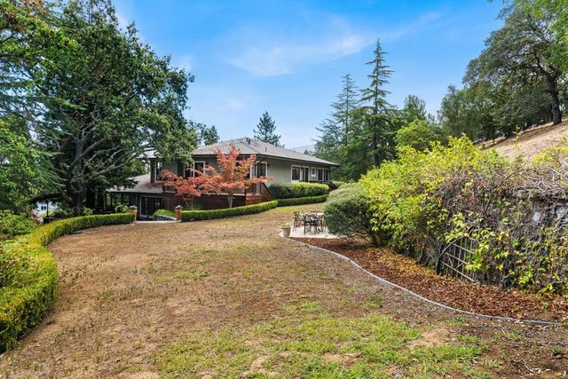 15723 Oak Knoll Drive, Los Gatos, CA 95030