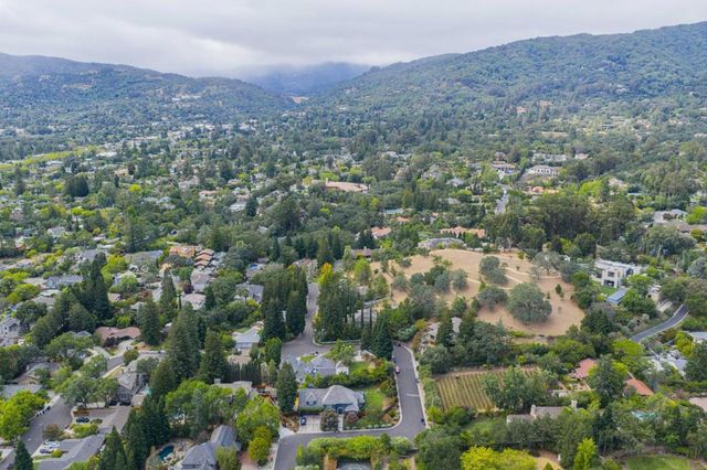 15723 Oak Knoll Drive, Los Gatos, CA 95030