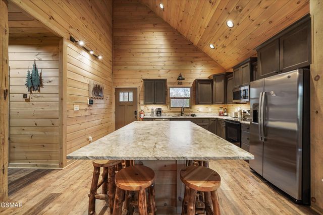 3831 Revetta Circle, Sevierville, TN 37862