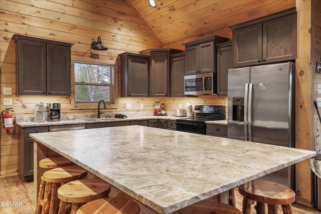 3831 Revetta Circle, Sevierville, TN 37862