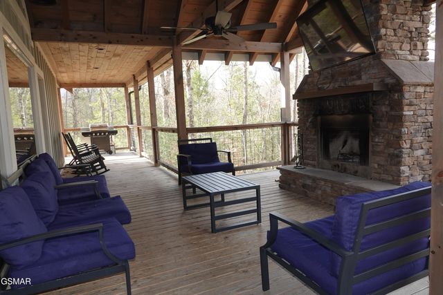 3831 Revetta Circle, Sevierville, TN 37862