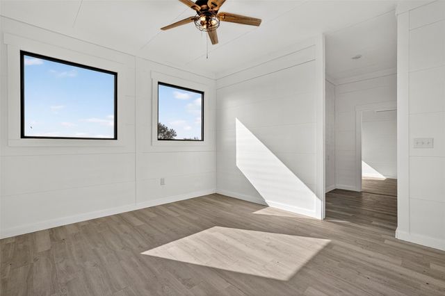 111 Starlight PATH, Red Rock, TX 78662