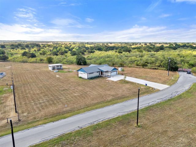 111 Starlight PATH, Red Rock, TX 78662