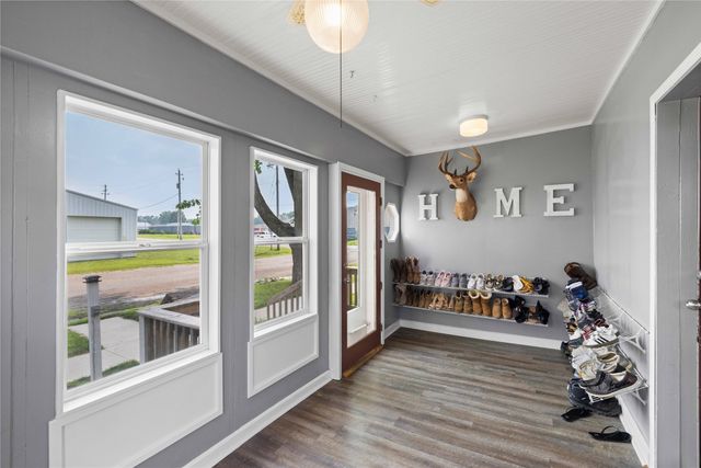 307 W Jefferson Street, Prairie City, IA 50228