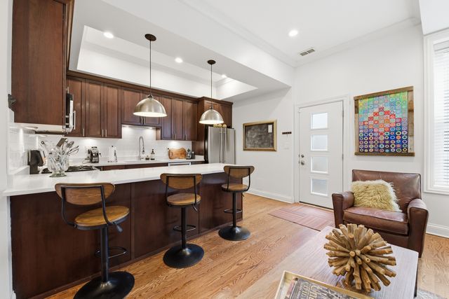 1610 W Ohio Street, Chicago, IL 60622