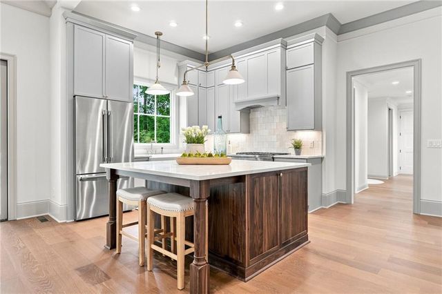270 Windsor Drive SW, Marietta, GA 30064