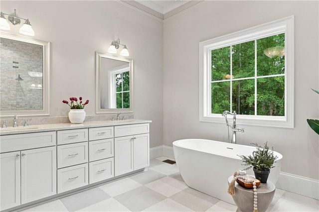 270 Windsor Drive SW, Marietta, GA 30064
