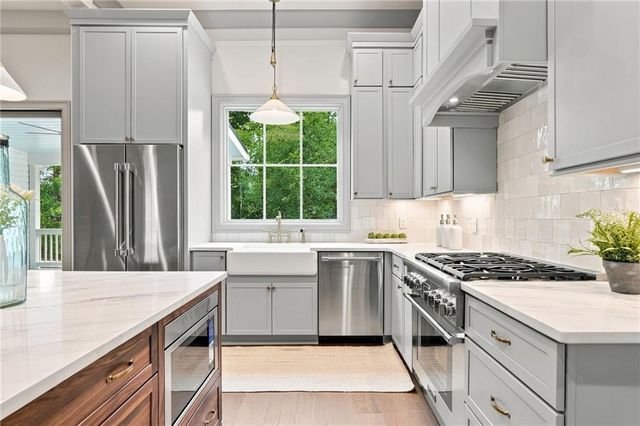 270 Windsor Drive SW, Marietta, GA 30064
