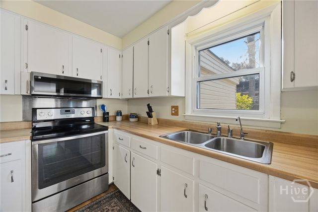 9233 Garland Drive, Savannah, GA 31406