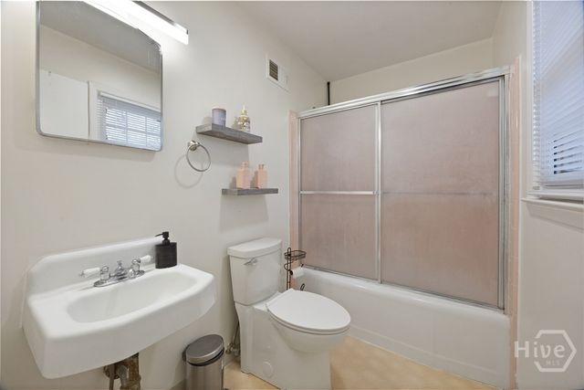 9233 Garland Drive, Savannah, GA 31406