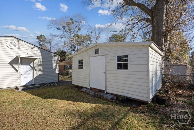 9233 Garland Drive, Savannah, GA 31406