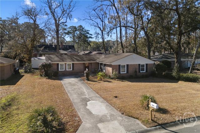 9233 Garland Drive, Savannah, GA 31406