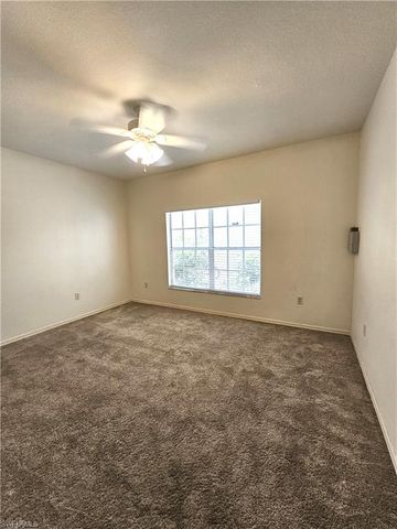 6025 Chardonnay LN 102, Naples, FL 34119