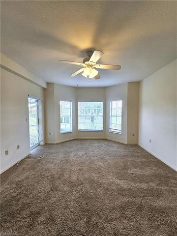 6025 Chardonnay LN 102, Naples, FL 34119