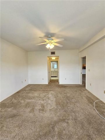 6025 Chardonnay LN 102, Naples, FL 34119