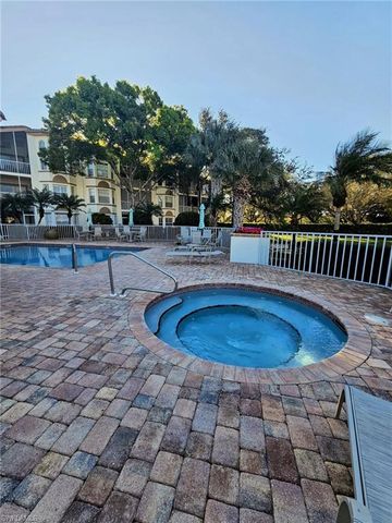 6025 Chardonnay LN 102, Naples, FL 34119