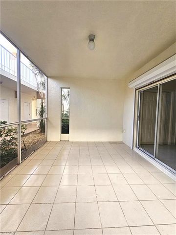 6025 Chardonnay LN 102, Naples, FL 34119