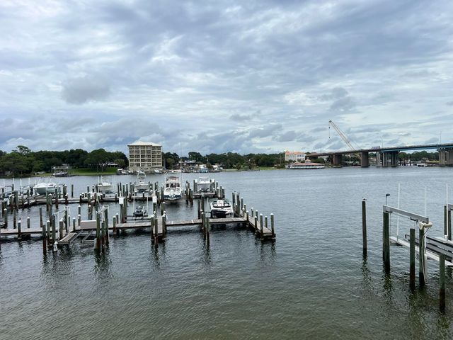 321 Bream Avenue 205, Fort Walton Beach, FL 32548