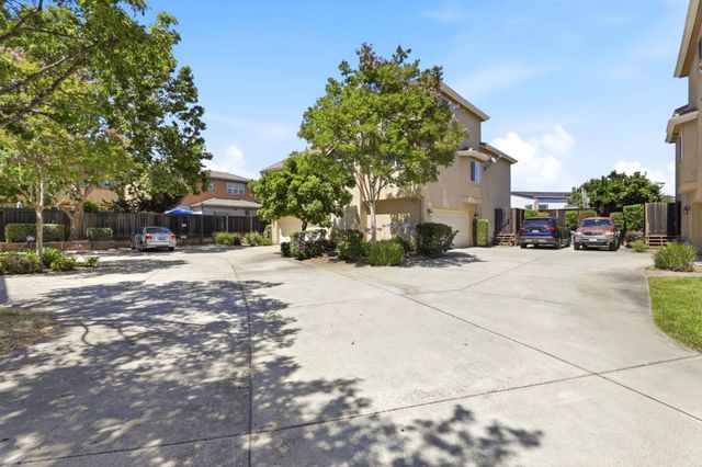 16752 San Luis Way, Morgan Hill, CA 95037