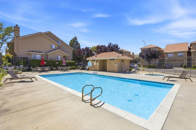 16752 San Luis Way, Morgan Hill, CA 95037