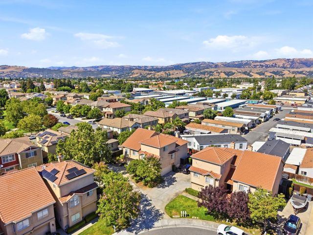 16752 San Luis Way, Morgan Hill, CA 95037