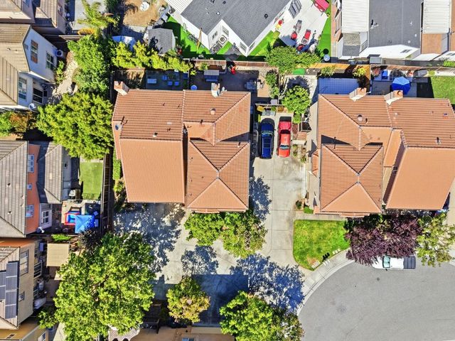 16752 San Luis Way, Morgan Hill, CA 95037