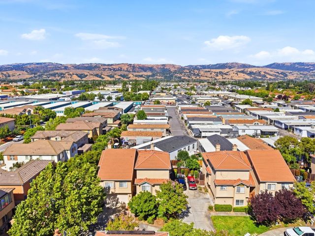 16752 San Luis Way, Morgan Hill, CA 95037