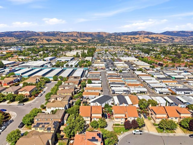 16752 San Luis Way, Morgan Hill, CA 95037