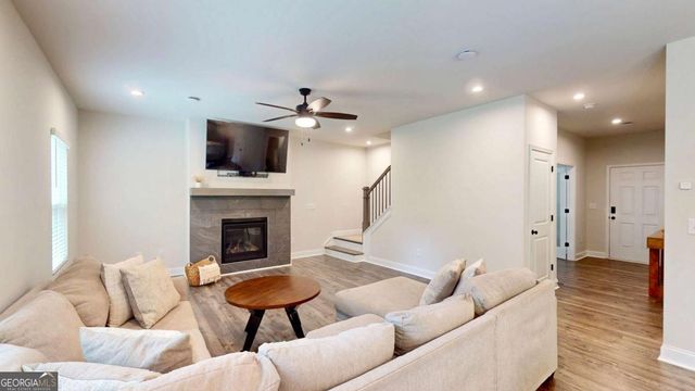 24 Dovecrest Way, Acworth, GA 30101