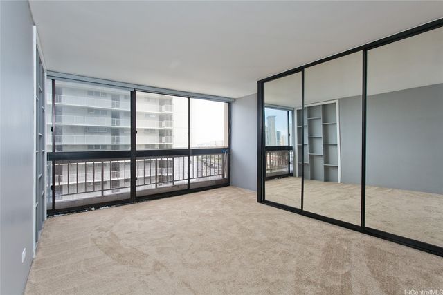 775 Kinalau Place 1206, Honolulu, HI 96813