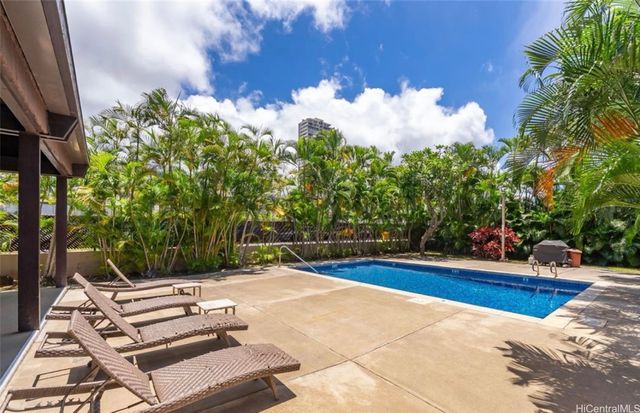 775 Kinalau Place 1206, Honolulu, HI 96813
