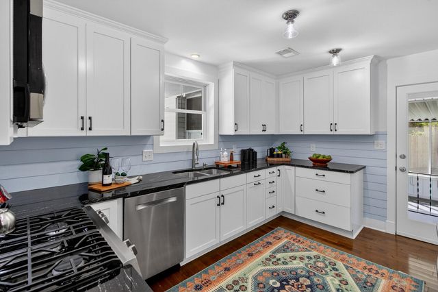 1949 Swift Avenue, Charleston, SC 29407