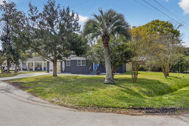 1949 Swift Avenue, Charleston, SC 29407