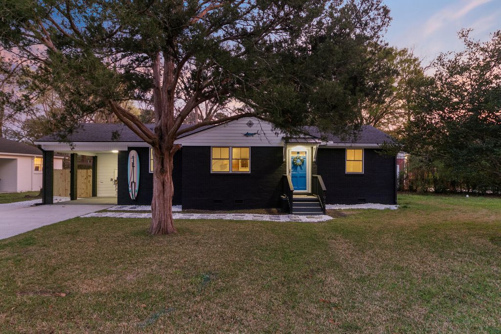 1949 Swift Avenue, Charleston, SC 29407