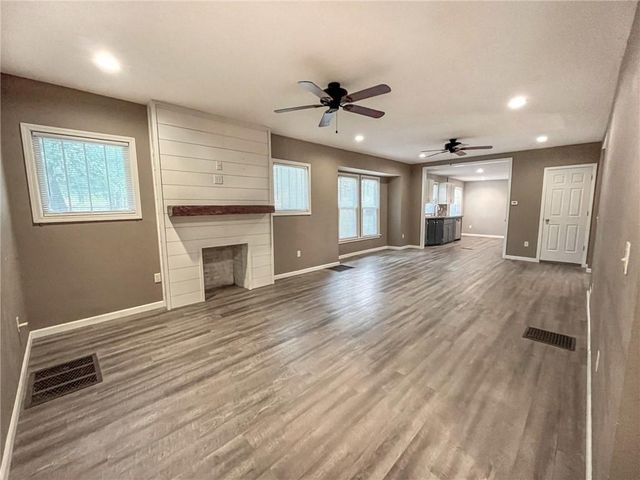 512 W 11th Street, Trenton, MO 64683