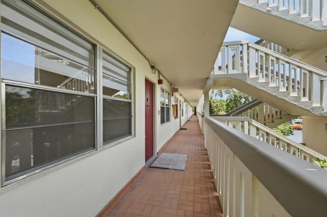 1805 Eleuthera Point B2, Coconut Creek, FL 33066