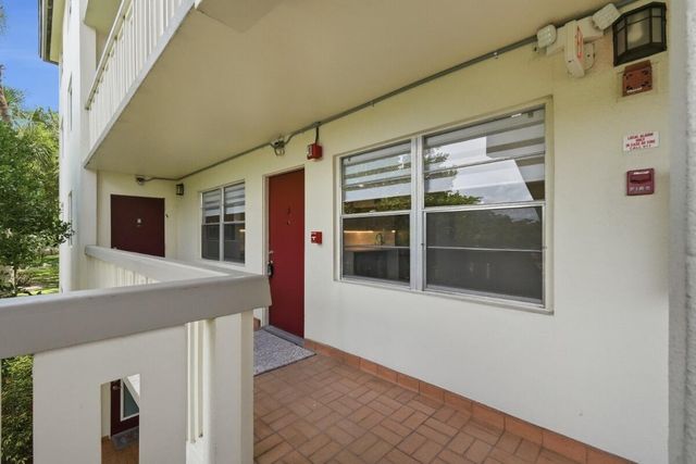 1805 Eleuthera Point B2, Coconut Creek, FL 33066