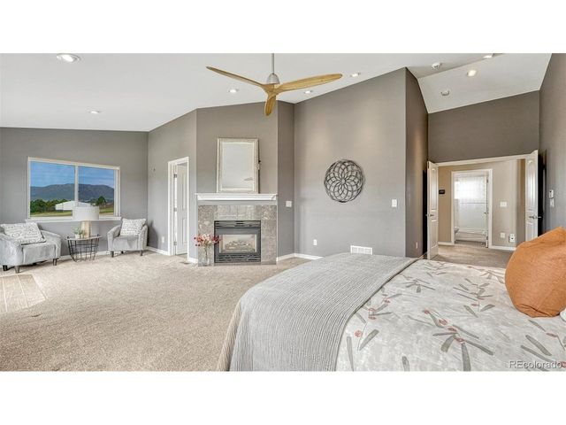 290 Lariat Ln, Colorado Springs, CO 80921