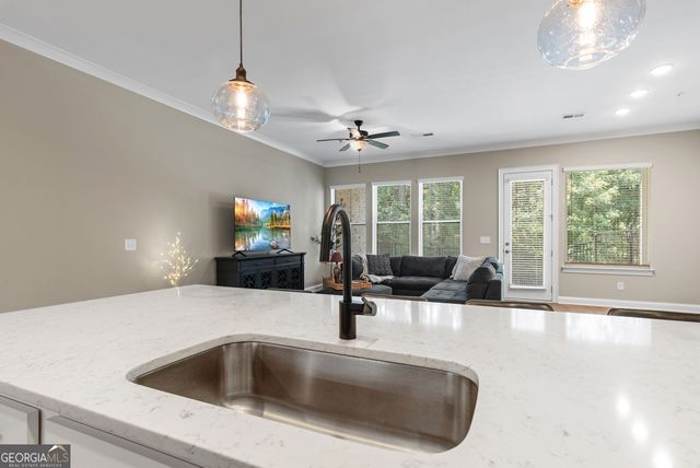300 Walker Avenue, Roswell, GA 30076