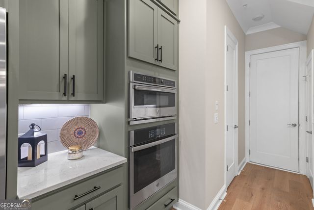 300 Walker Avenue, Roswell, GA 30076