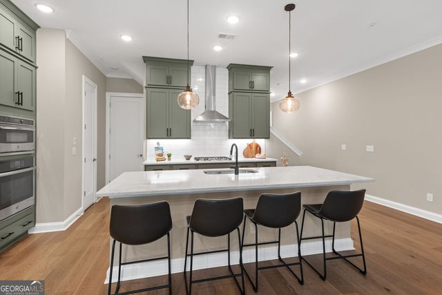 300 Walker Avenue, Roswell, GA 30076