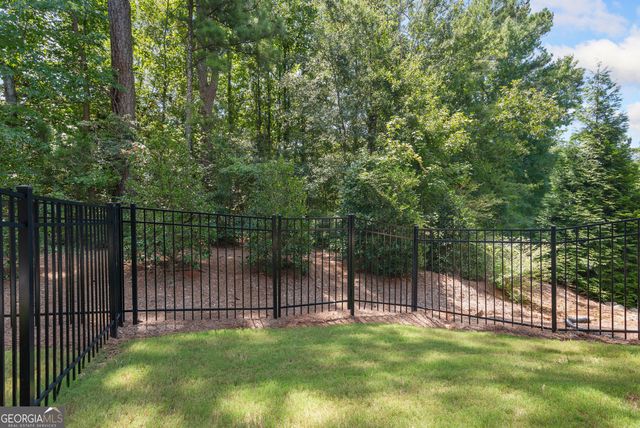 300 Walker Avenue, Roswell, GA 30076