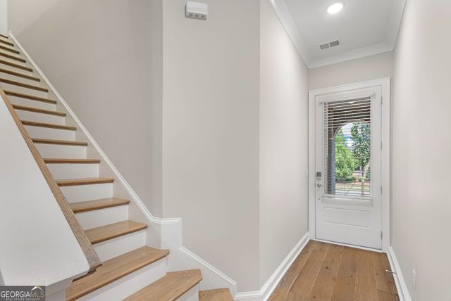 300 Walker Avenue, Roswell, GA 30076